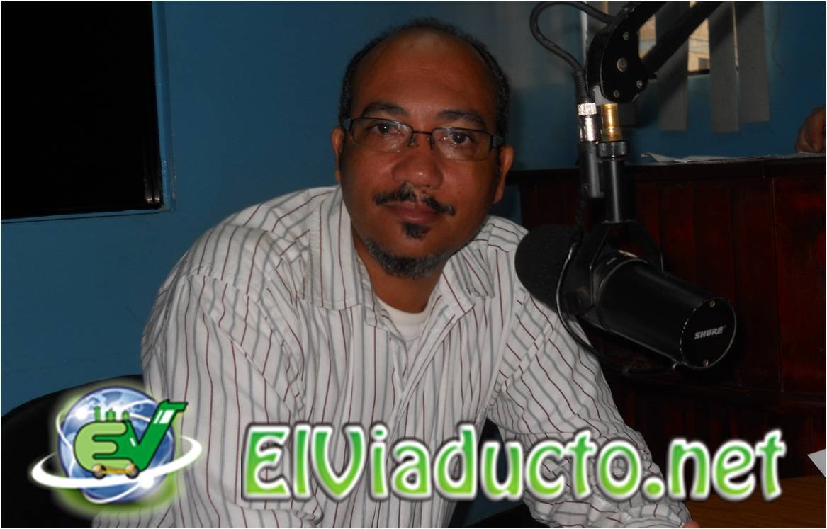 El Periodista Rafael Martines en Radio Ideal